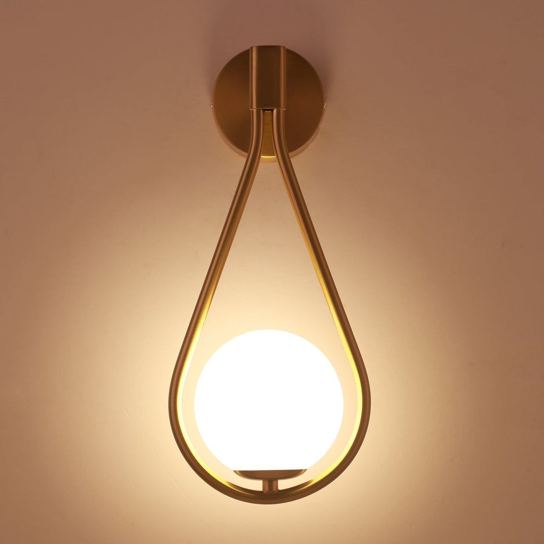 Miviano™ Gold Wall Light