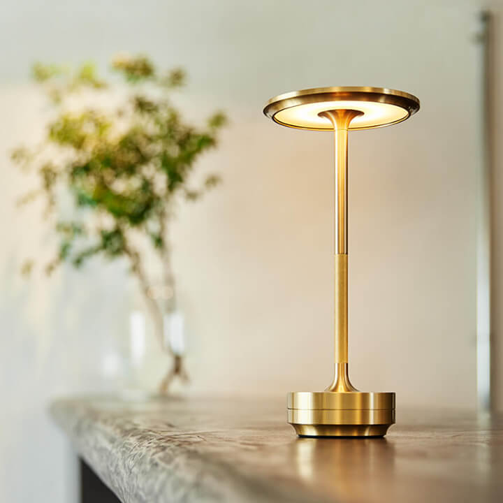 Minimal™ Metallic Cordless Table Lamp