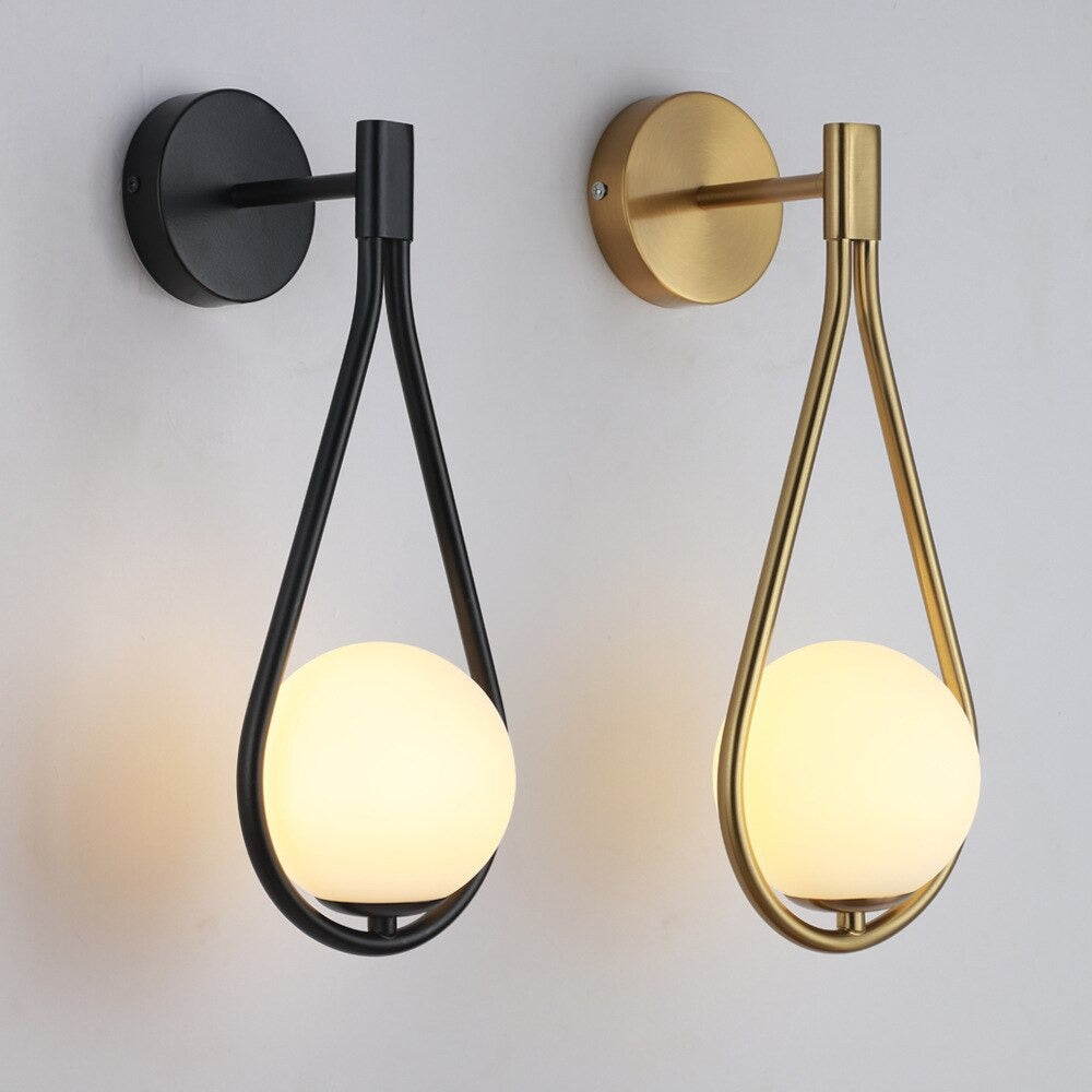 Miviano™ Gold Wall Light