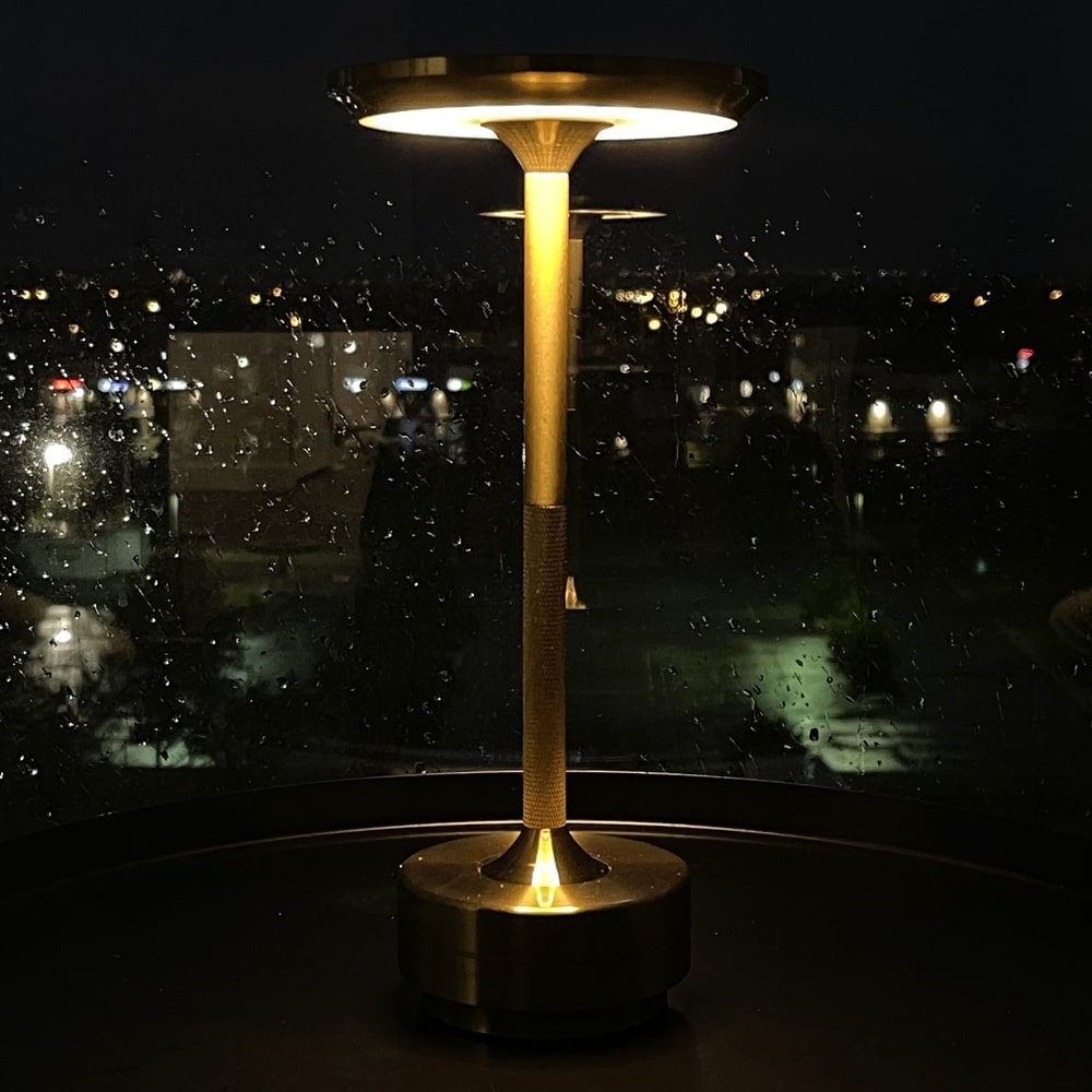 Minimal™ Metallic Cordless Table Lamp