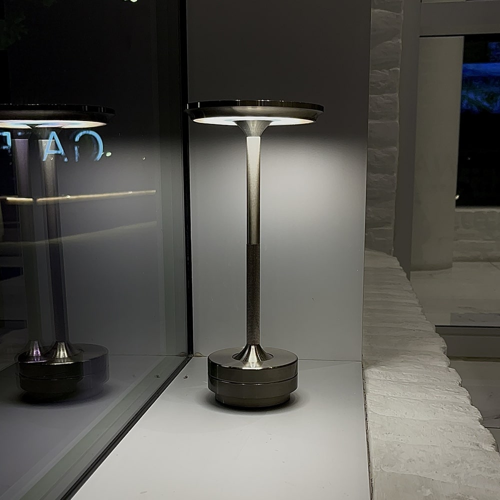 Minimal™ Metallic Cordless Table Lamp